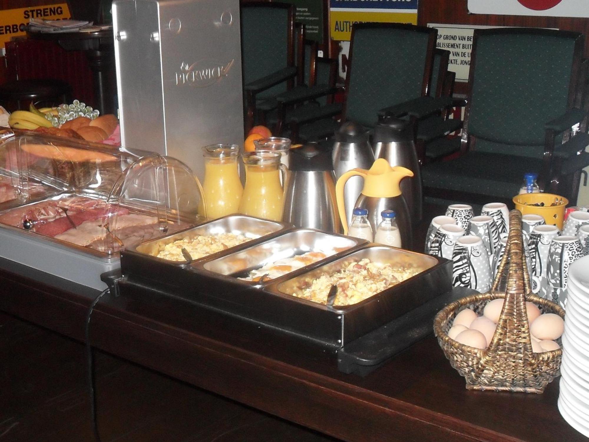 Hotel De Harmonie Sexbierum Dış mekan fotoğraf