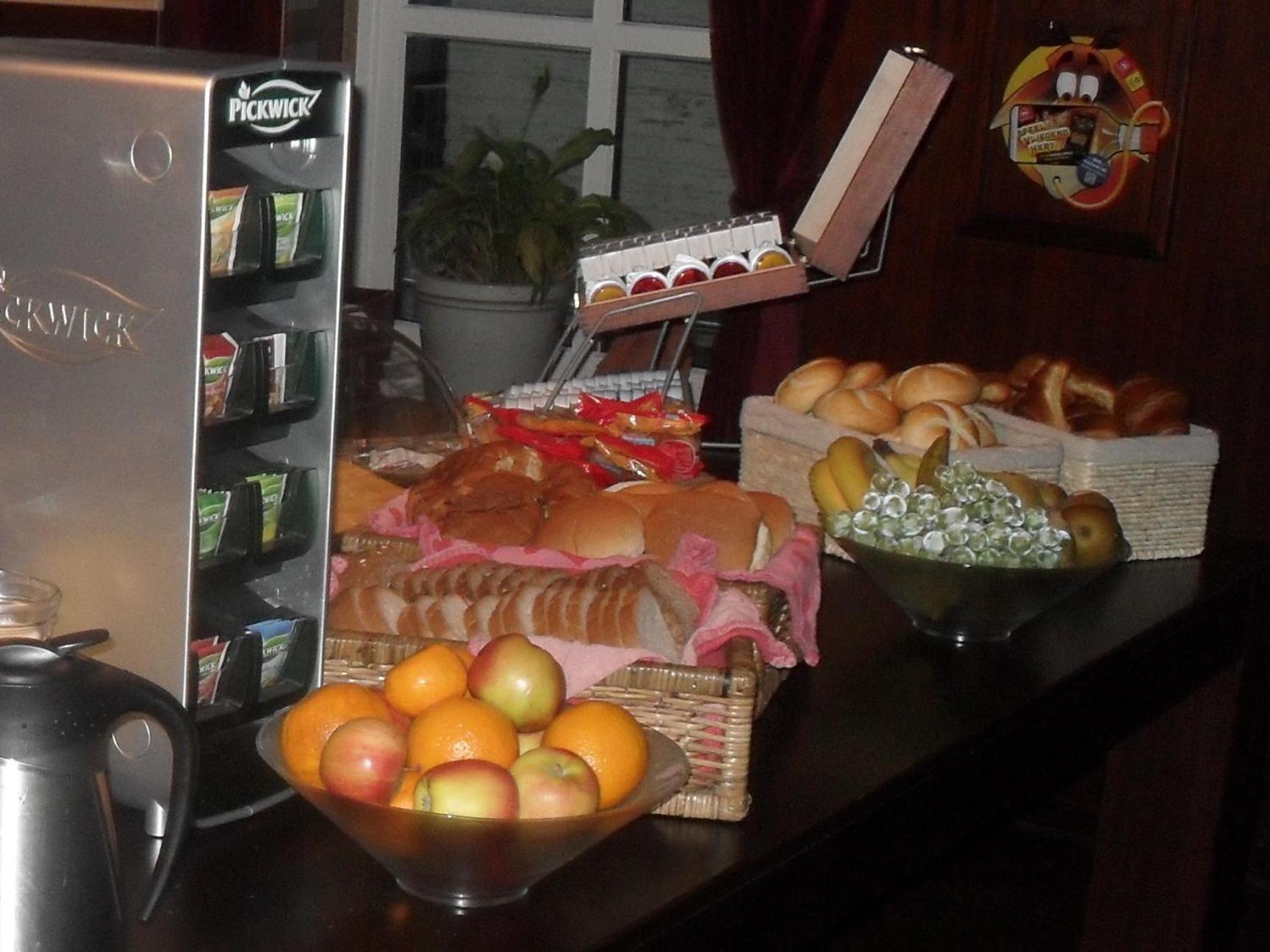 Hotel De Harmonie Sexbierum Dış mekan fotoğraf