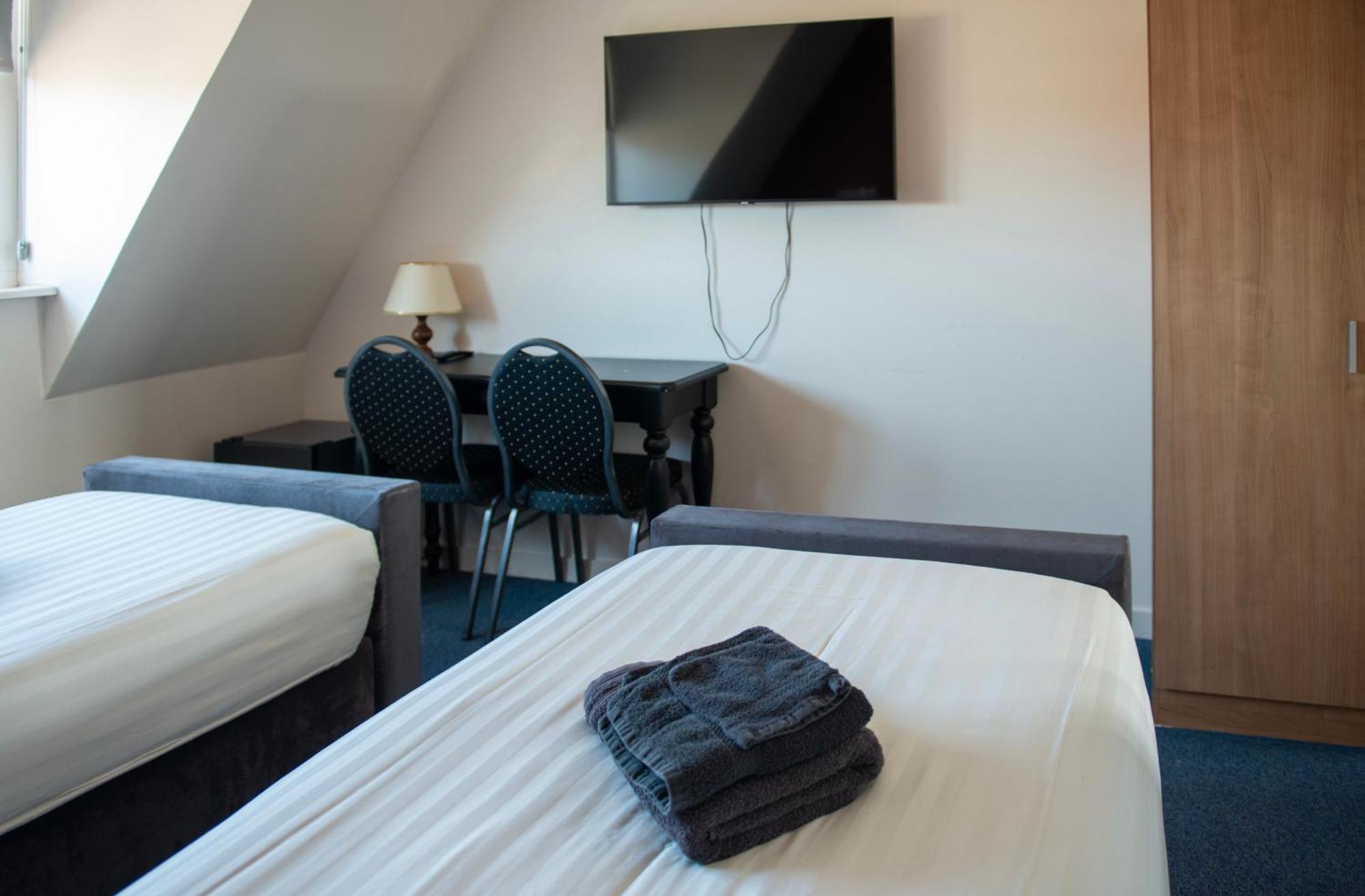 Hotel De Harmonie Sexbierum Dış mekan fotoğraf