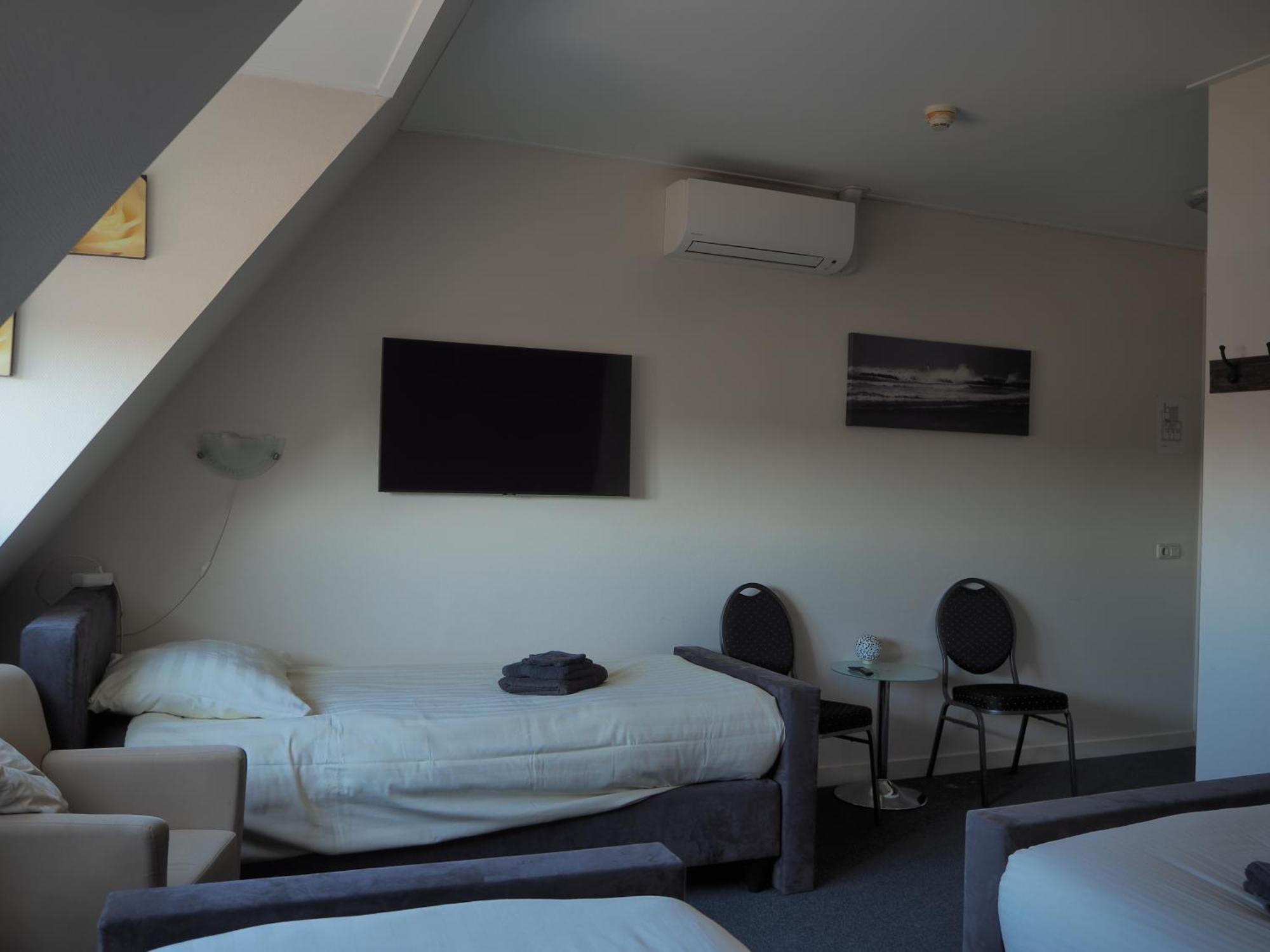 Hotel De Harmonie Sexbierum Dış mekan fotoğraf
